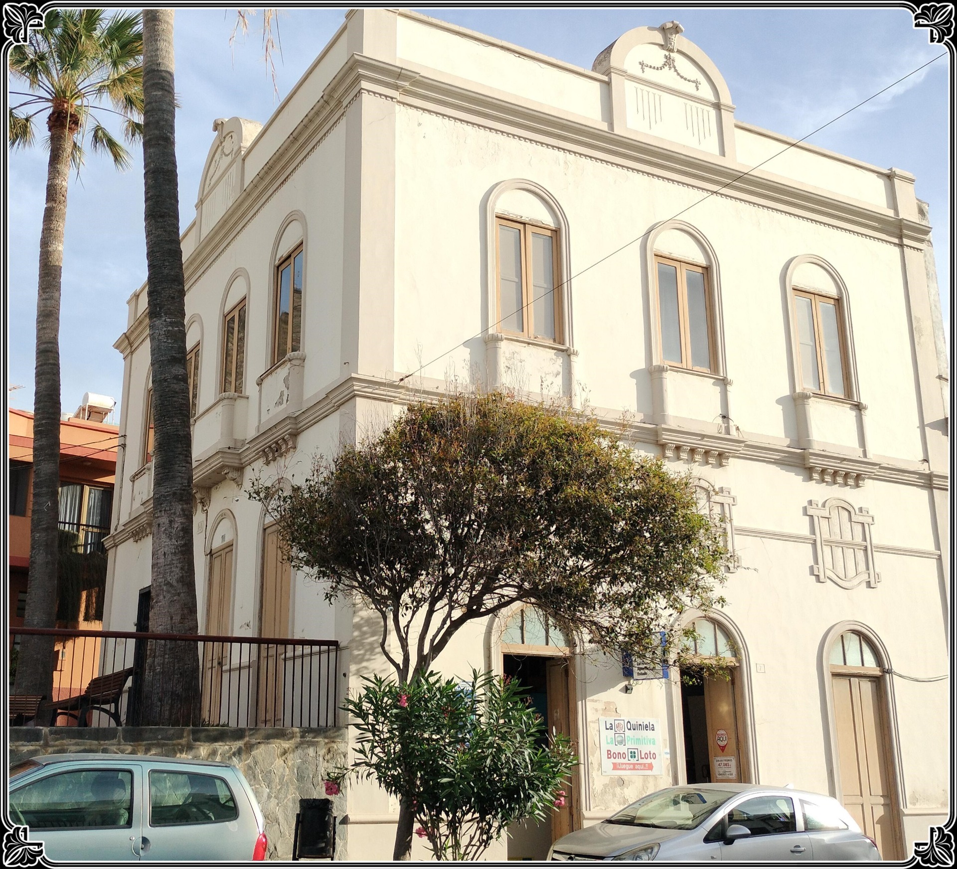 Casa de la Familia Falcón López